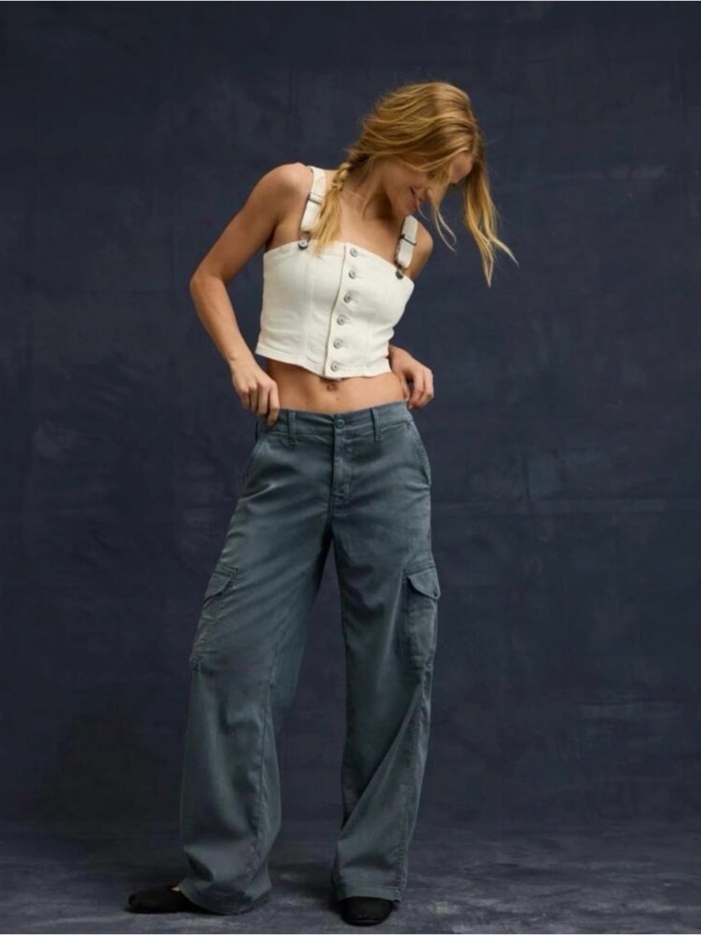 American Eagle Baggy Cargo Pants